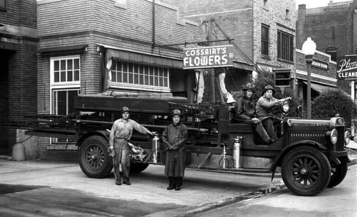 Old Photo of Cossairts Flowers