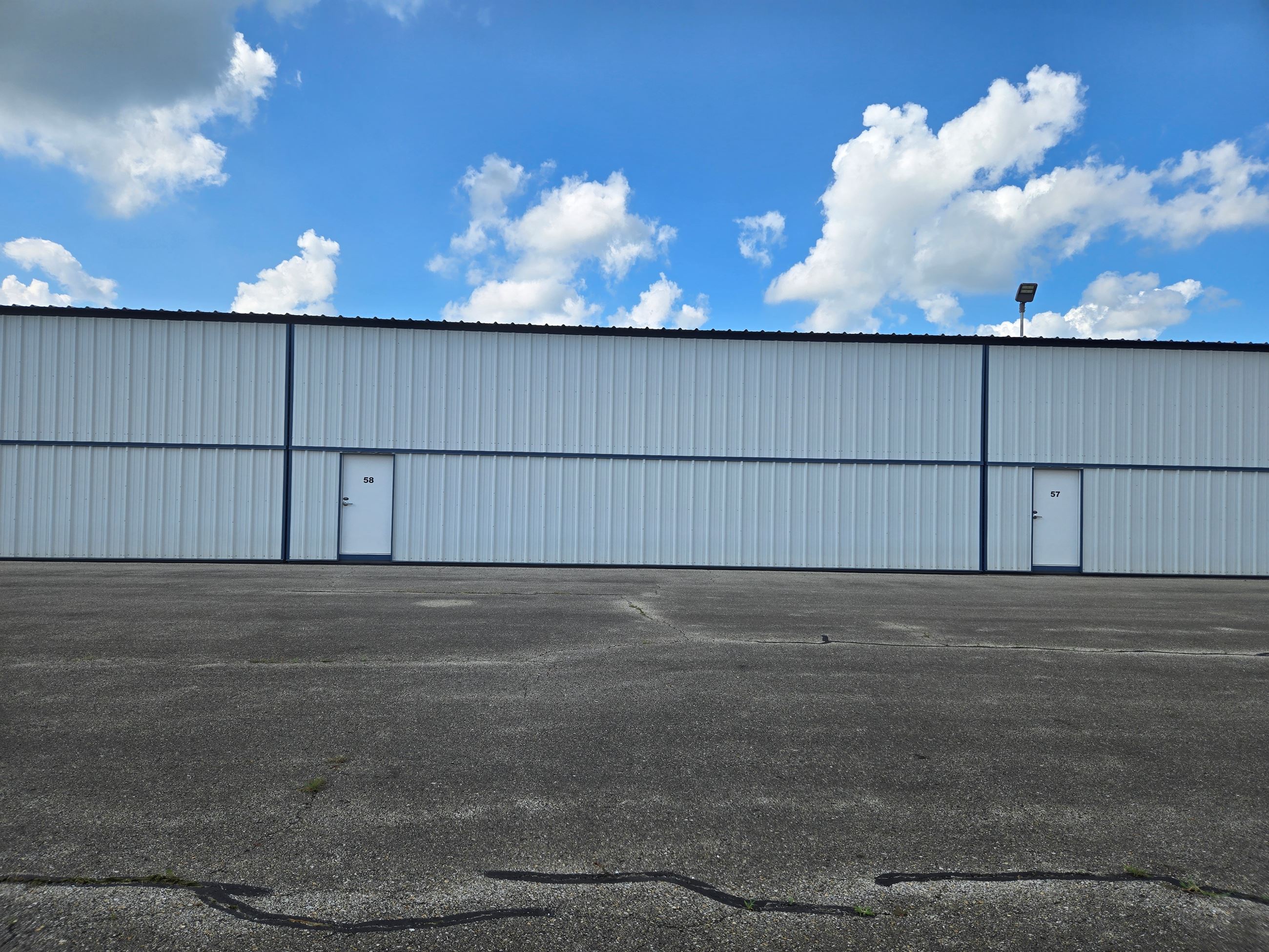 South side T-hangars